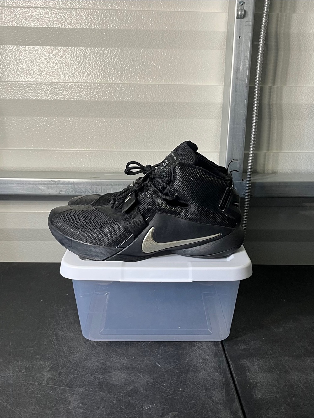 Size 10.5 - Nike LeBron Soldier Black